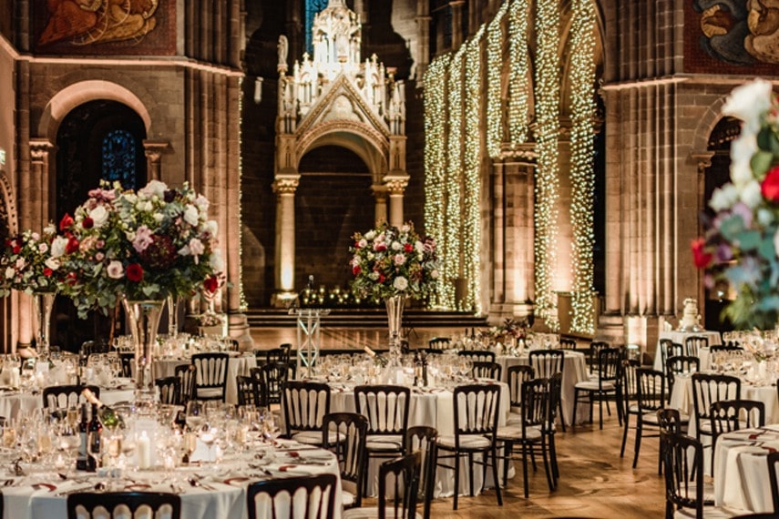Mansfield Traquair is a unique wedding venue in the centre of Edinburgh. Available for weddings, gala dinners, photoshoots, events, and winter wedding packages